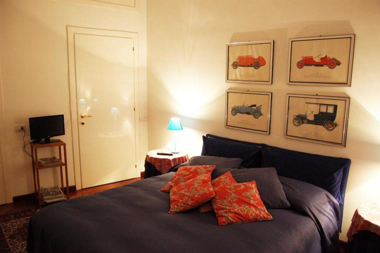 B&B St. Remy Каляри Екстериор снимка