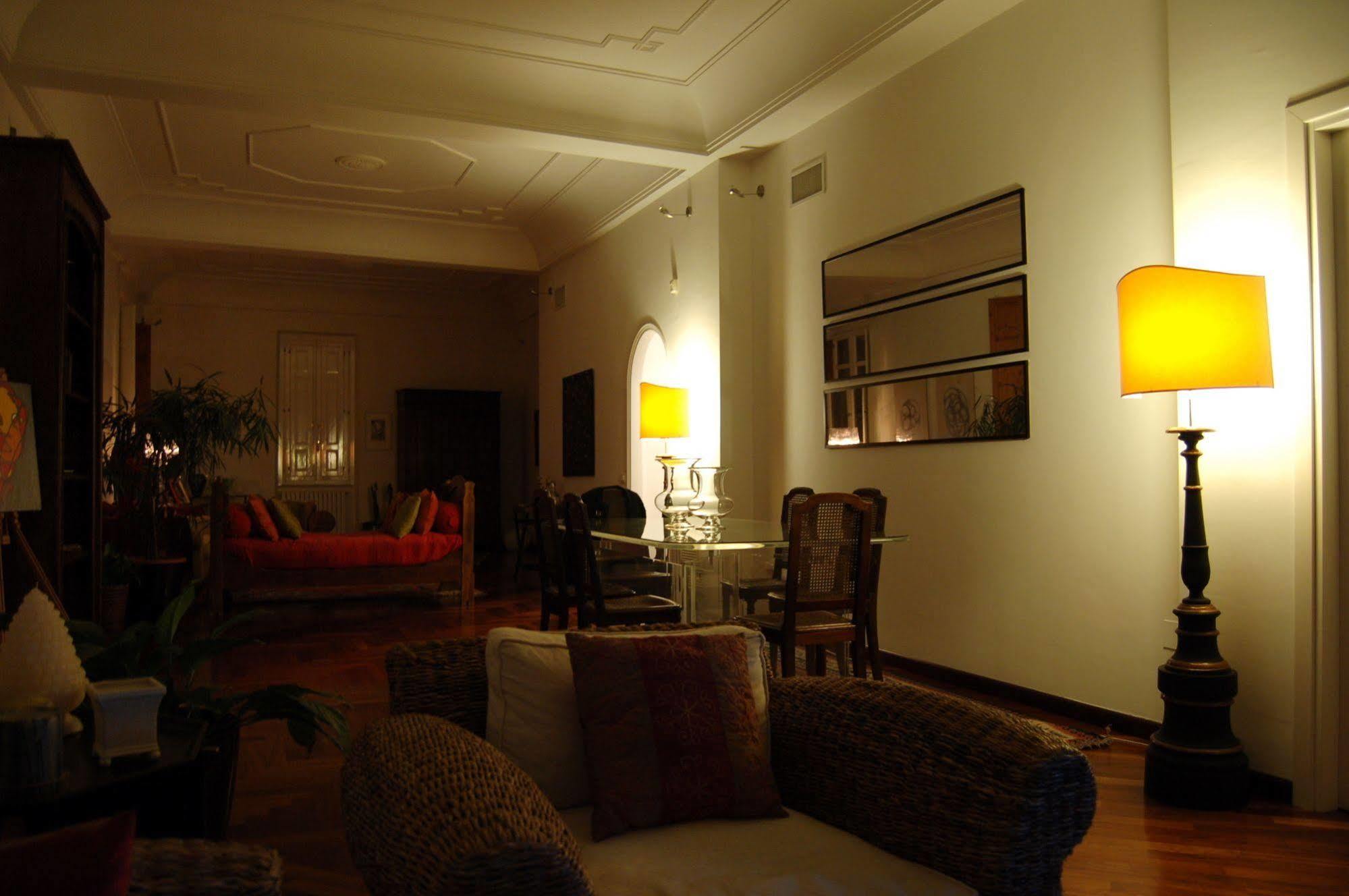B&B St. Remy Каляри Екстериор снимка