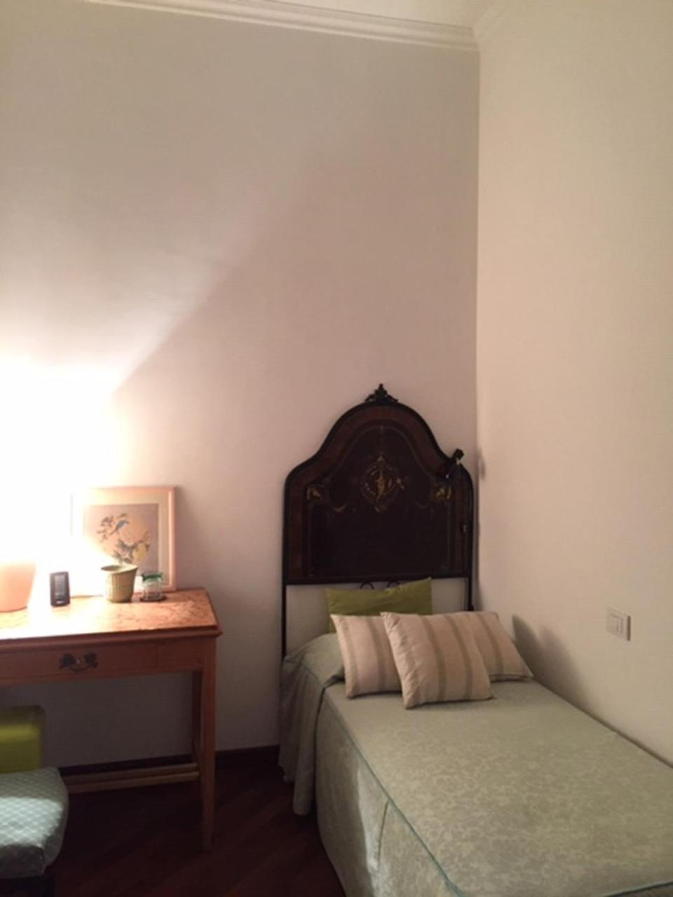 B&B St. Remy Каляри Екстериор снимка